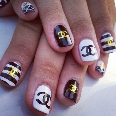 deco pour ongles chanel logo|chanel logo.